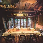 A Restaurace U Johana 3*